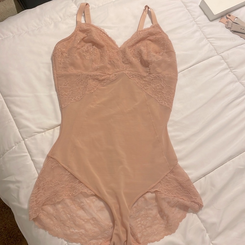 Spanx bodysuit - BETTER than Skims!!